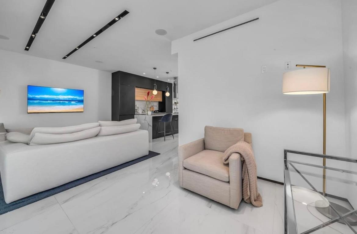 Belarus Apartman Nairobi Kültér fotó