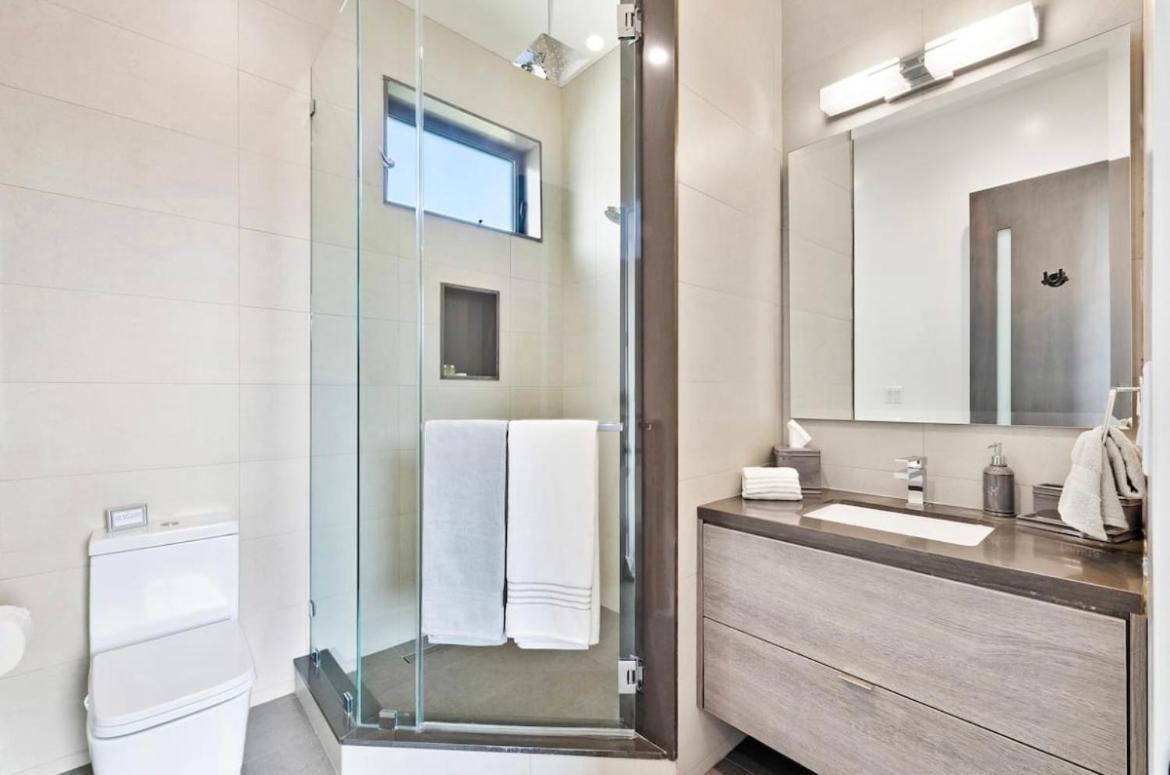 Belarus Apartman Nairobi Kültér fotó